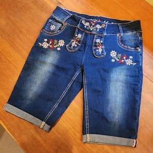 Embroidered Denim Shorts with Floral Design,